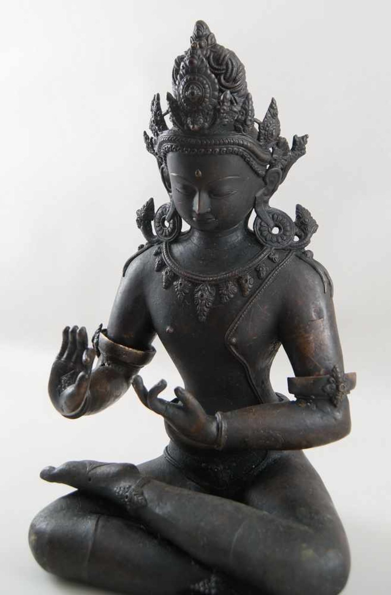 Tibetanischer, sitzender Buddha, Bronze, 19. JH, H 49 cm - Bild 3 aus 9