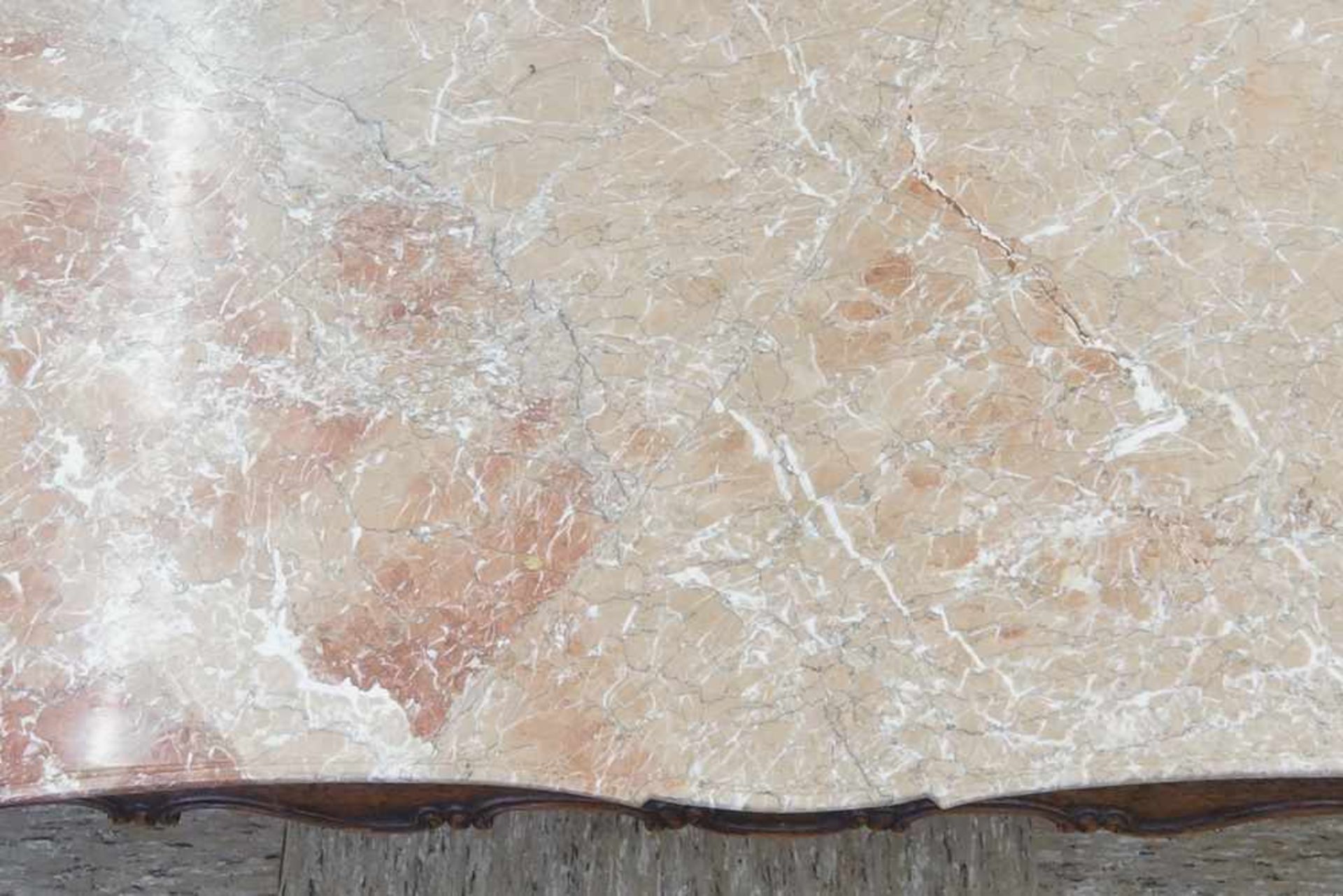 Sofatisch/Couchtisch, Holz geschnitzt mit Marmorplatte, Anfang 20. JH, 46x163x76cm - Bild 6 aus 9