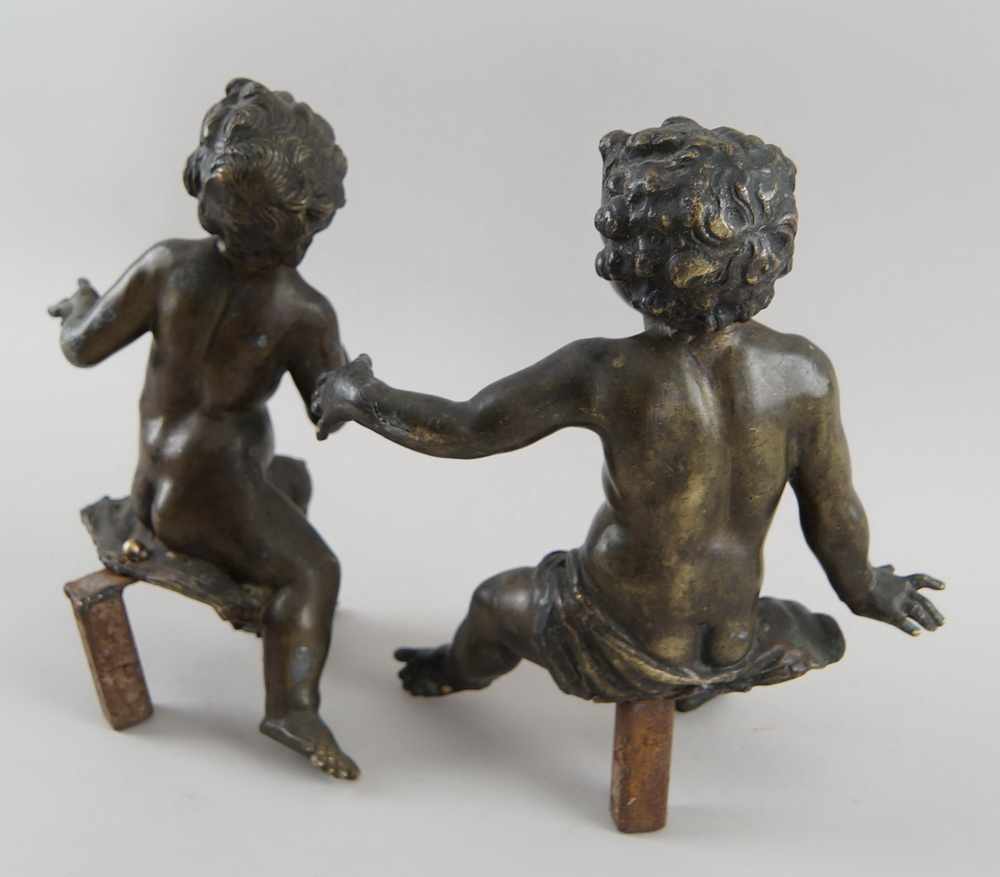 Paar sitzende Putten, Bronze, H 31 cm- - -24.00 % buyer's premium on the hammer price19.00 % VAT - Image 8 of 8