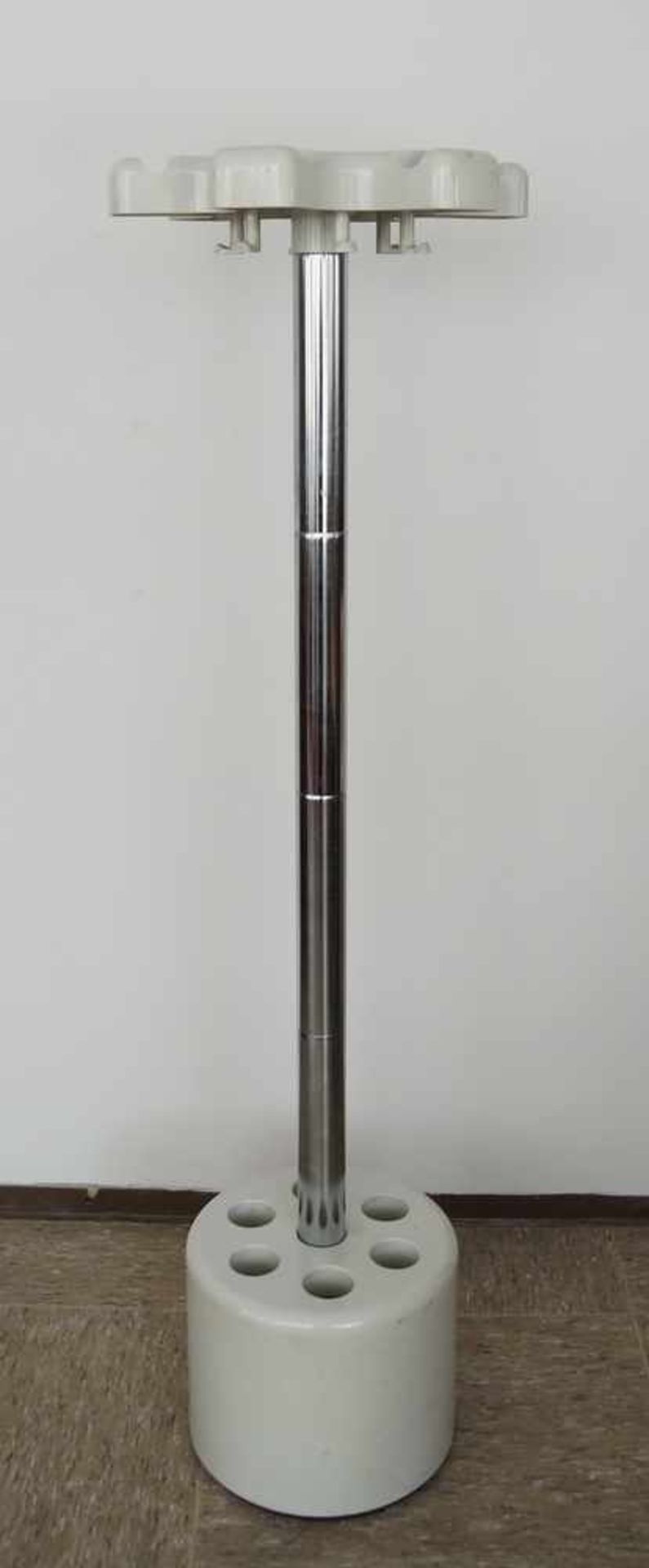 velca Standgarderobe, 70er Jahre, Italien, H 159 cm- - -24.00 % buyer's premium on the hammer - Bild 5 aus 5