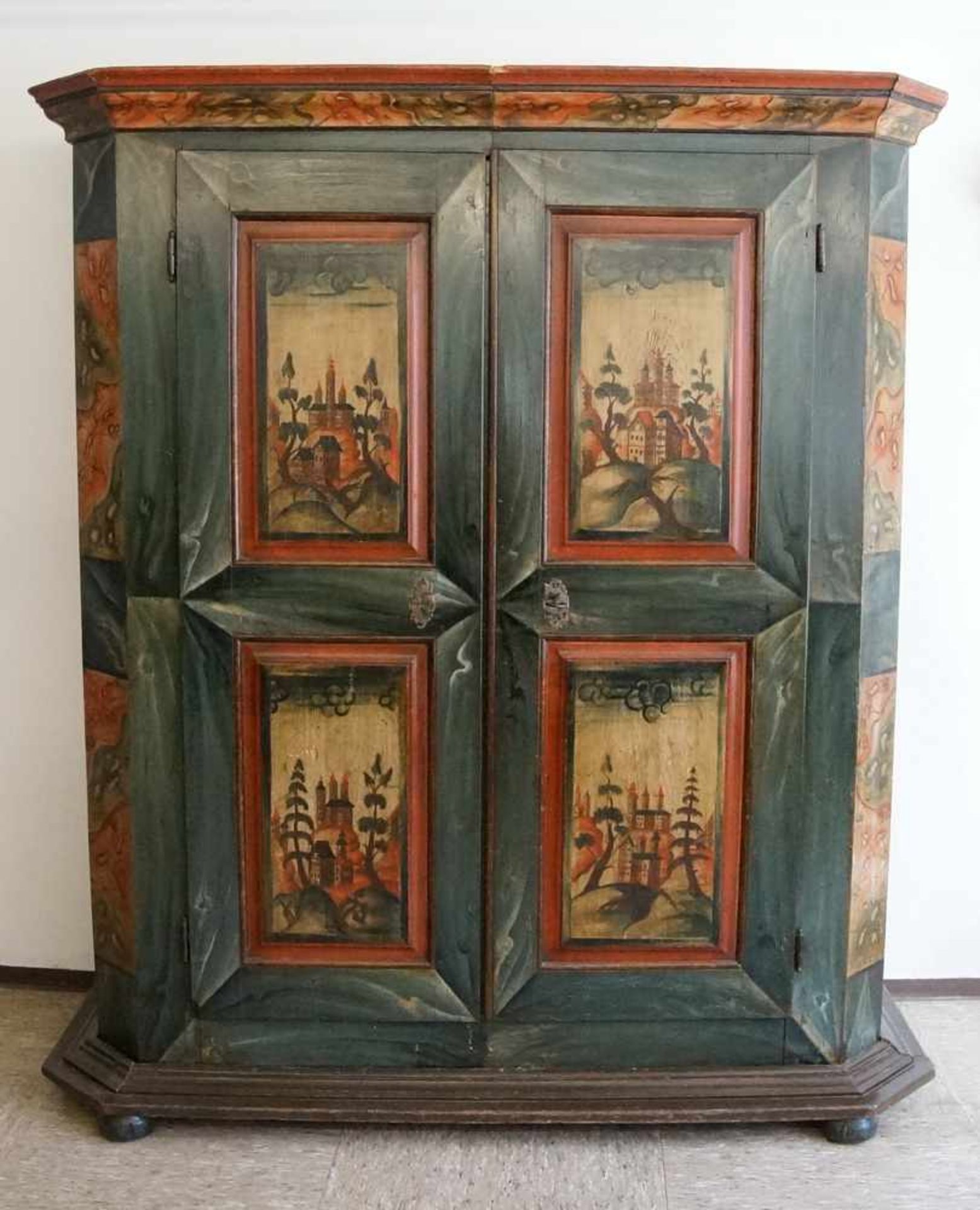 Herrschaftlich bemalter Schrank, zweitürig, um 1800, zerlegbar, 194x169x56cm- - -24.00 % buyer's - Bild 2 aus 12