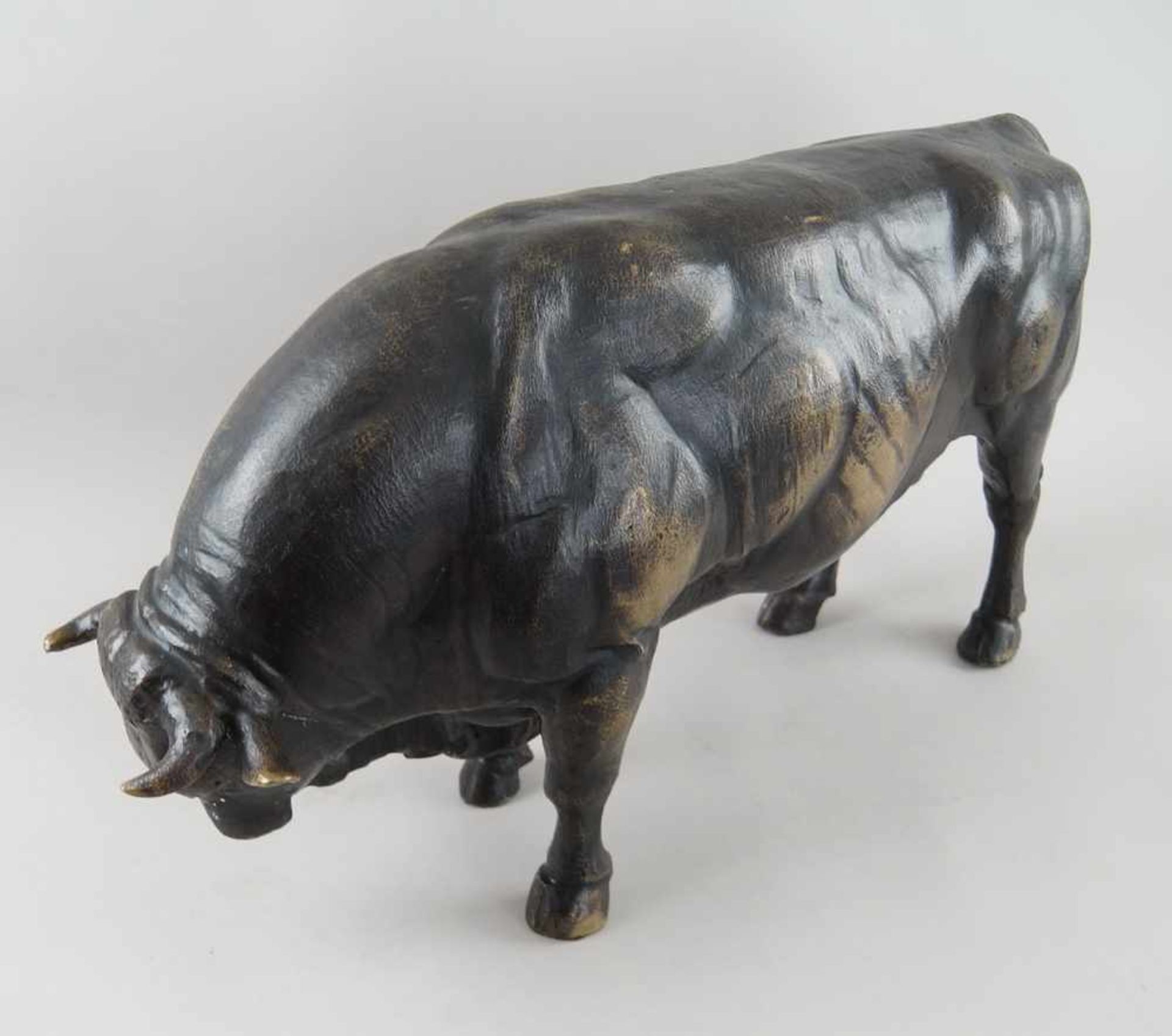 Zuchtbulle / muskulöser Stier, Bronze, unbekannter Bildhauer, 19. JH, 40x69x22cm- - -24.00 % buyer's - Bild 6 aus 19