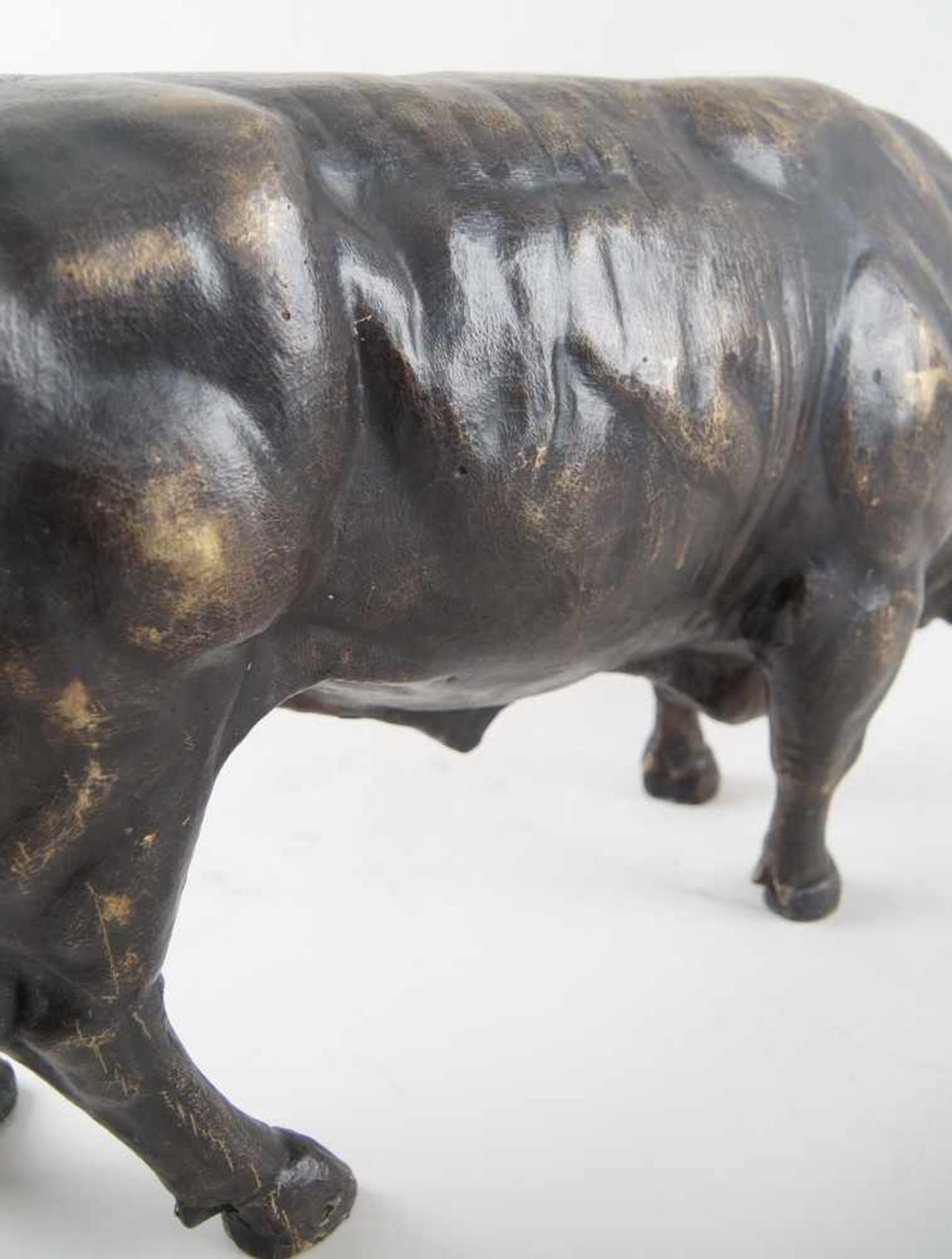 Zuchtbulle / muskulöser Stier, Bronze, unbekannter Bildhauer, 19. JH, 40x69x22cm- - -24.00 % buyer's - Bild 17 aus 19
