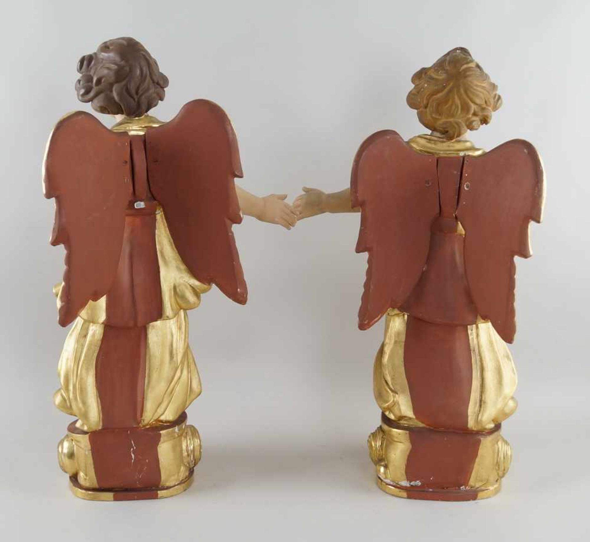 Zwei anmutende Engel mit Flügel, 18./19. JH, Holz geschnitzt und gefasst, vergoldet,rest., H 73 - Bild 6 aus 6