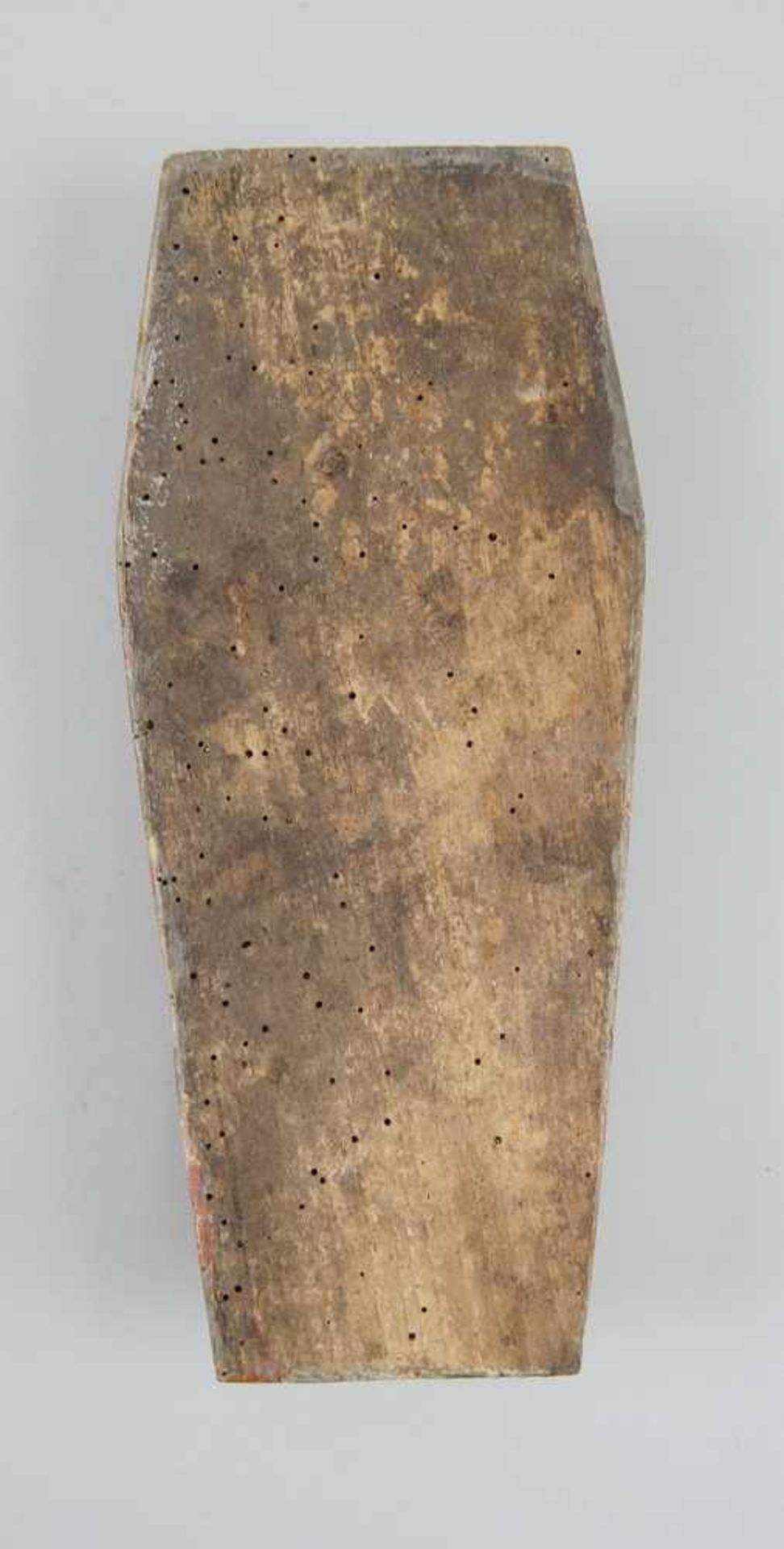Memento Mori / die Vergänglichkeit, in Bein geschnitztes Skelett im Sarg, angebracht - Bild 8 aus 11