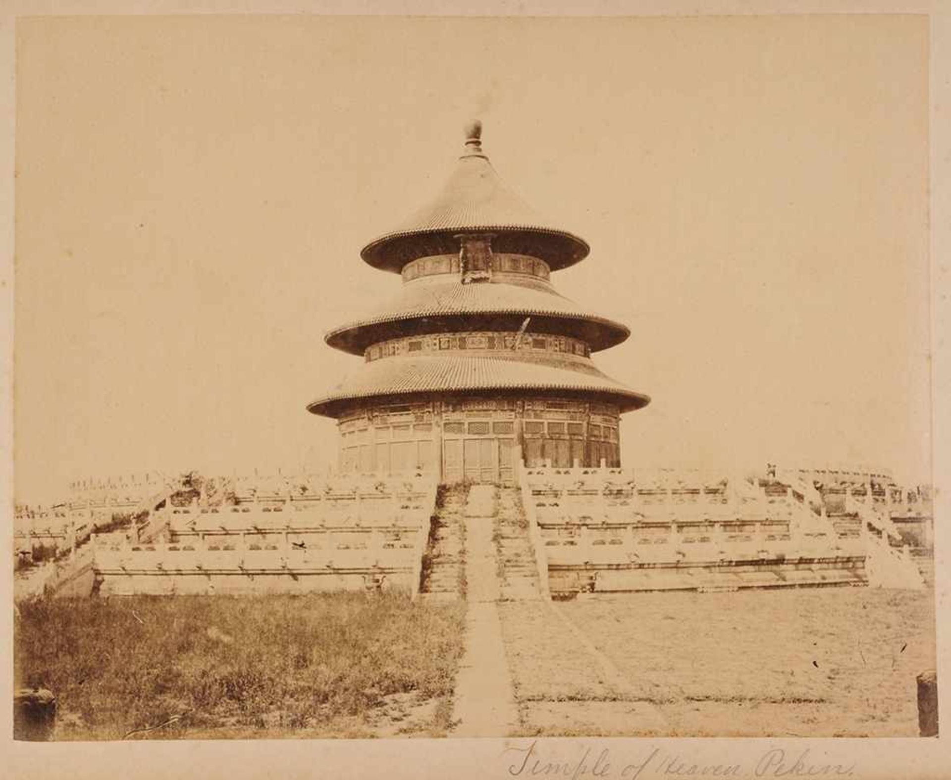 Fotoalbum mit historischen China-AnsichtenCa. 72 sepiafarbene Albuminabzüge. Versch. Darstellungen - Bild 4 aus 8