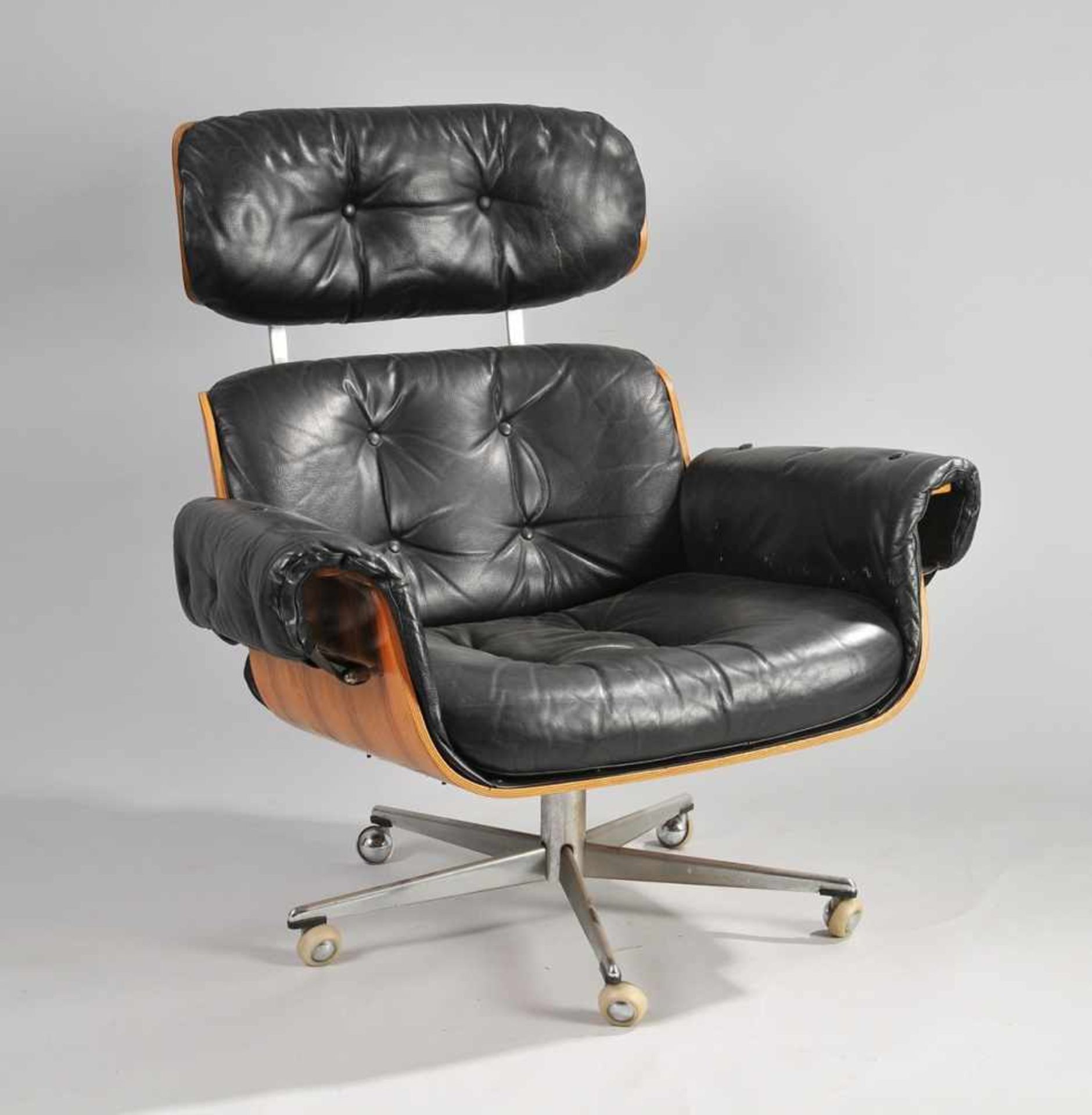 Lounge Chair und Ottomane, Entwurf Charles und Ray EamesPalisander, auf gebogenem Sperrholz - Bild 2 aus 8