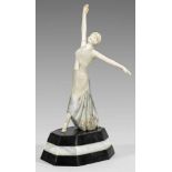 Ferdinand Preiss(1882 Erbach - 1943 Berlin)Art Déco-Statuette einer jungen TänzerinElfenbein,