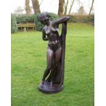 Ferdinand Lepcke(1866 Coburg - 1909 Berlin)"Phryne". OriginaltitelBronze, in dunkel patiniert.