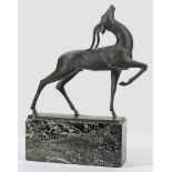 Jules Werson(1884 Malmedy - 1967 Gilching/Oberbayern)Schreitende GazelleBronze, dunkel patiniert.