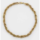 CollierGelbgold, gest. 585. Einreihige Kordelkette. Gew. ca. 30,69 g.A necklace in 14 k gold.