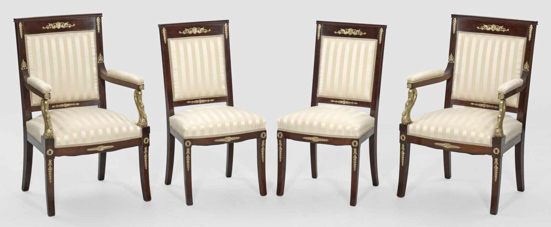 Empire-Ameublement5-tlg.; Sofa, Paar Armlehnstühle und Paar Stühle. Mahagoni, massiv und furniert
