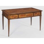 Louis XVI-Bureau platPalisander und Rosenholz, furniert sowie Einlagen aus teilw. grün gefärbtem