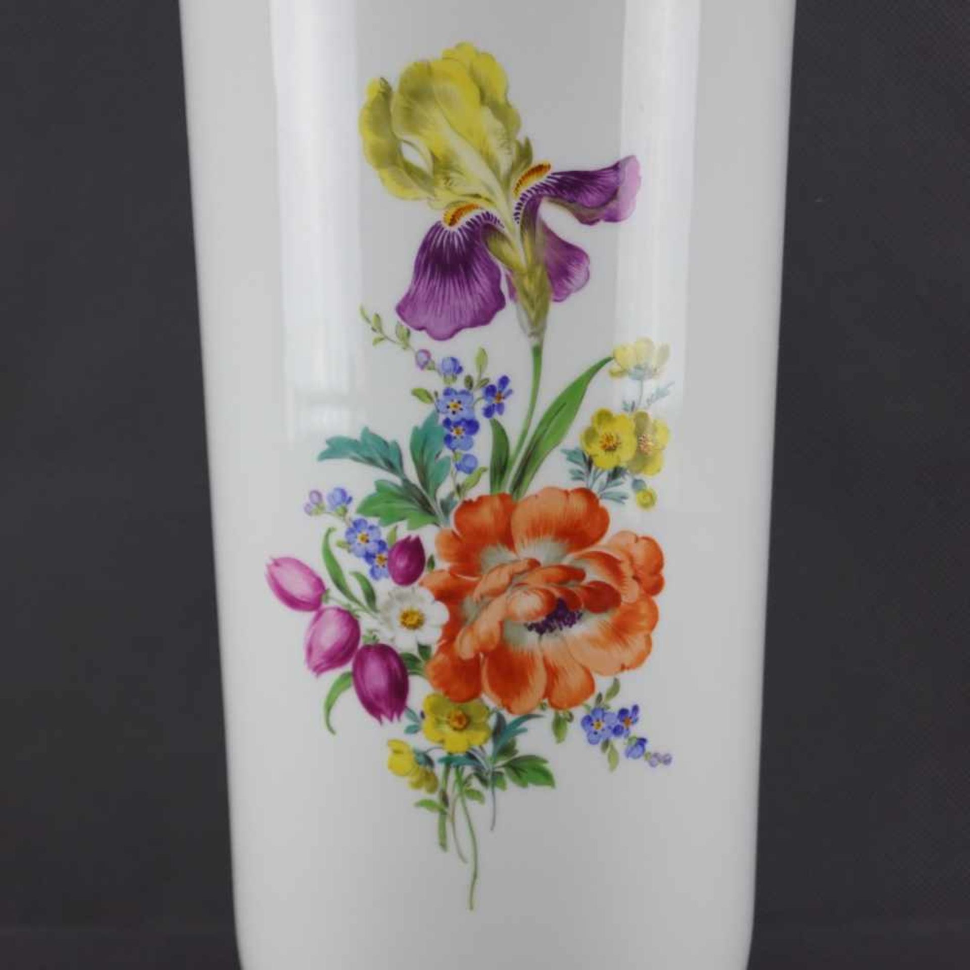 Stangenvase, MeissenSchwertermarke 1. Wahl, Bunte Blumenbukettmalerei, Goldrand, Höhe 33 cm, in sehr - Bild 2 aus 4