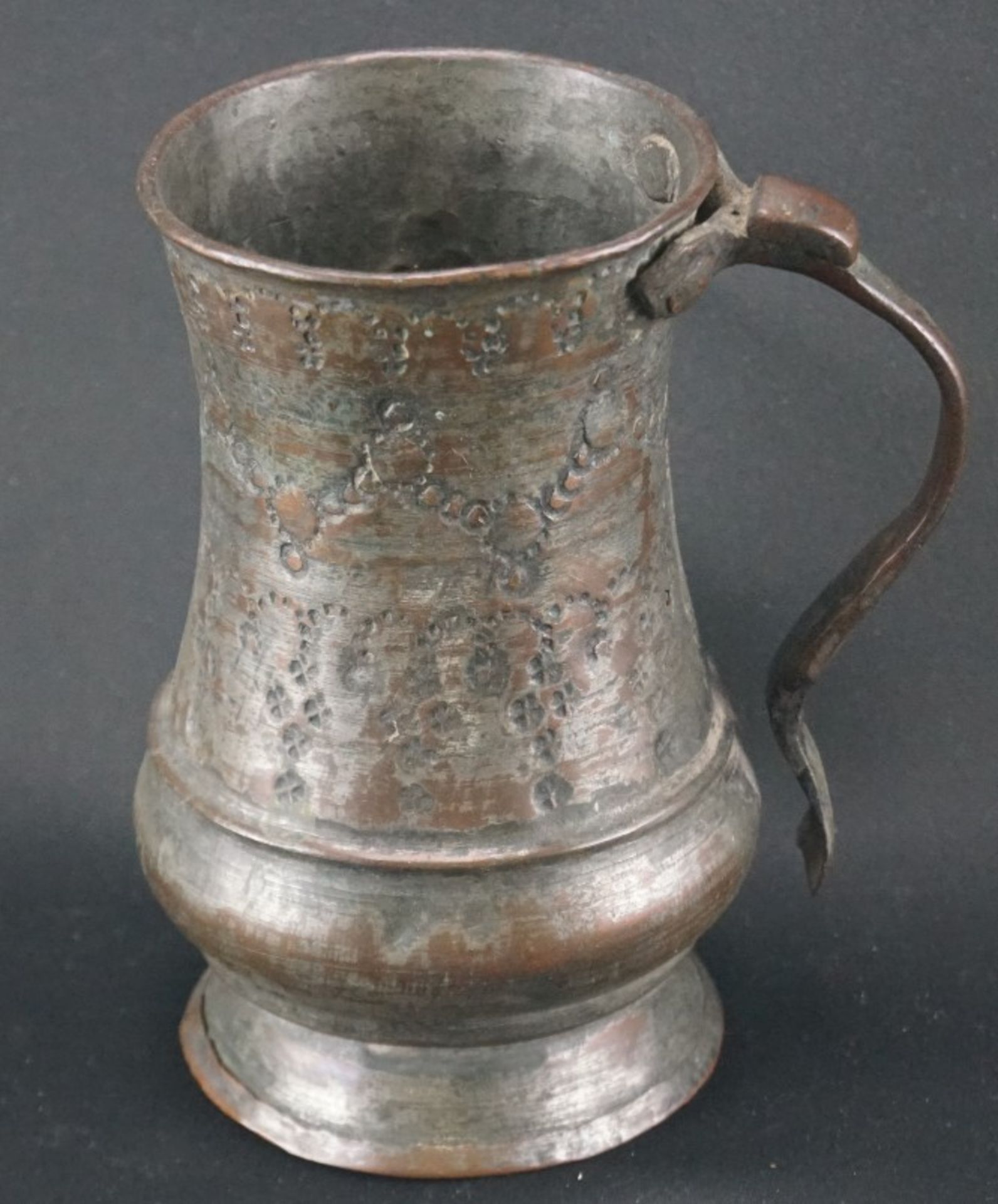 Krug, PersienBronze, Höhe 19 cm, in einem guten Zustand