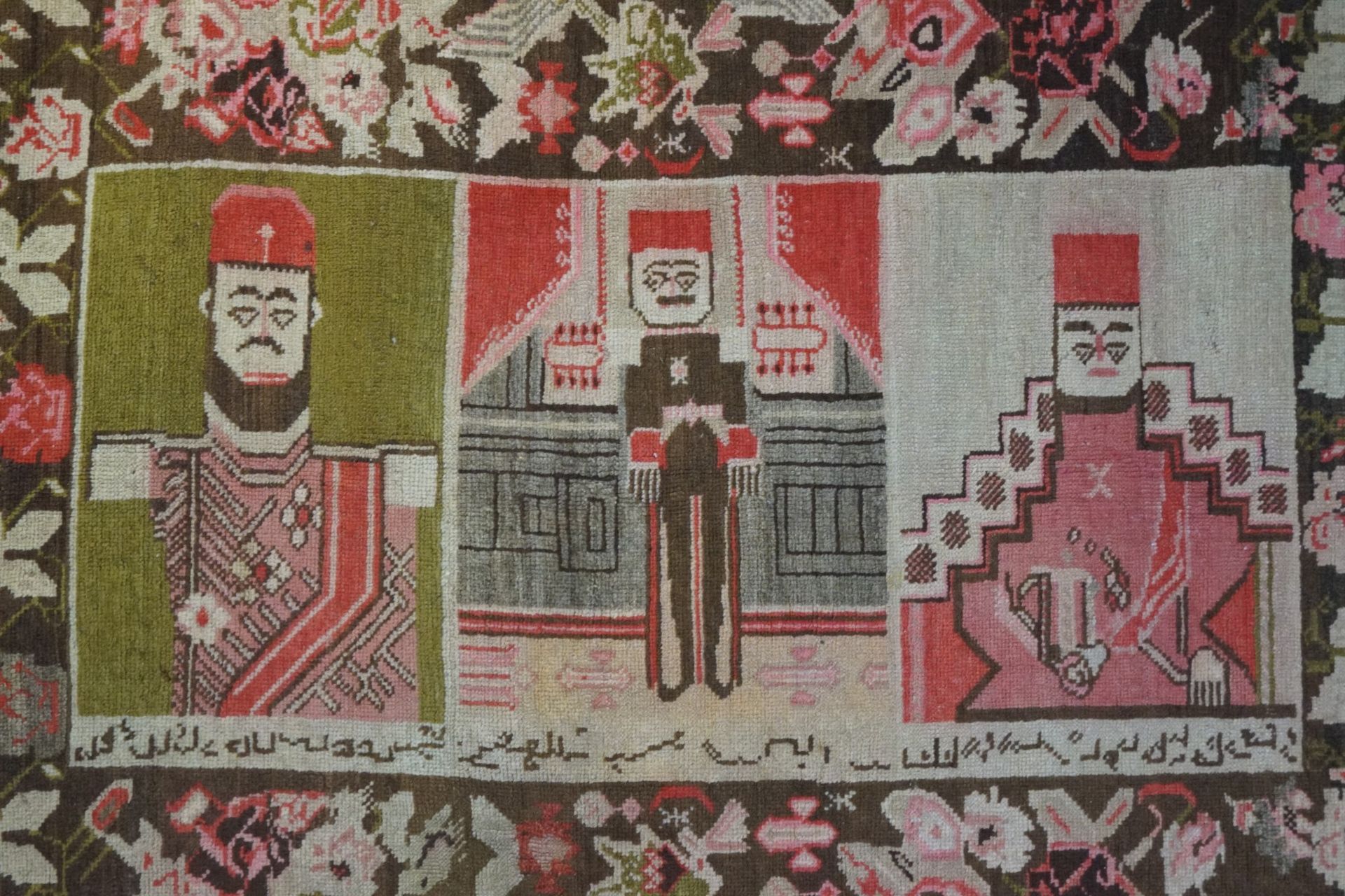 Karabach, RusslandWolle auf Wolle, ca. 80 Jahre, Länge 1,88m x Breite 1,38m, in einem guten Zustand - Bild 3 aus 4