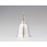 A Copenhagen silver table bell no. 260Akanthus / Königin model. H 8 cm, weight 99 g. Marks of