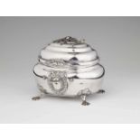 A Silesian silver sugar boxBombé corpus with domed lid and flower finial on four feet. With original