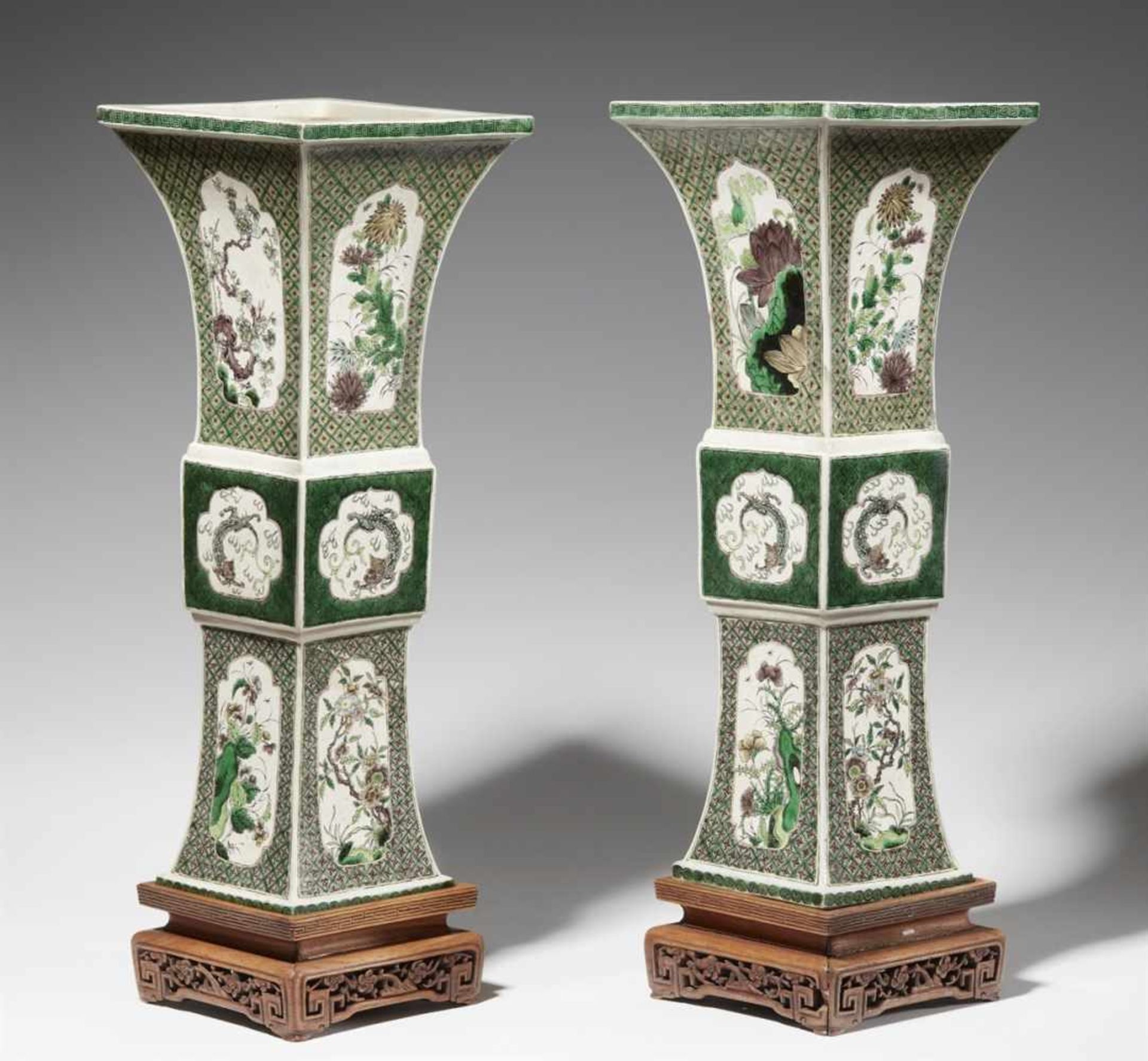 A pair of gu-shaped vases. 19th century
