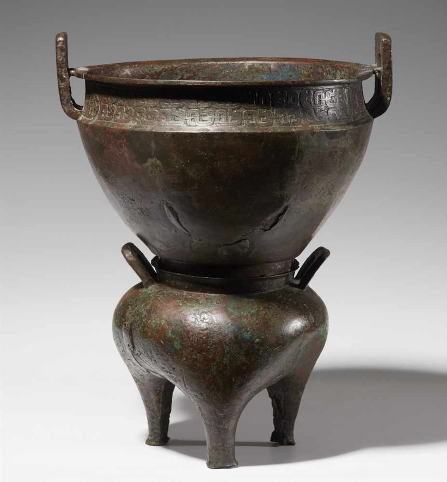 A two-part bronze food vesssel (xian or yan). Western Zhou dynasty (11th century-771 BC)