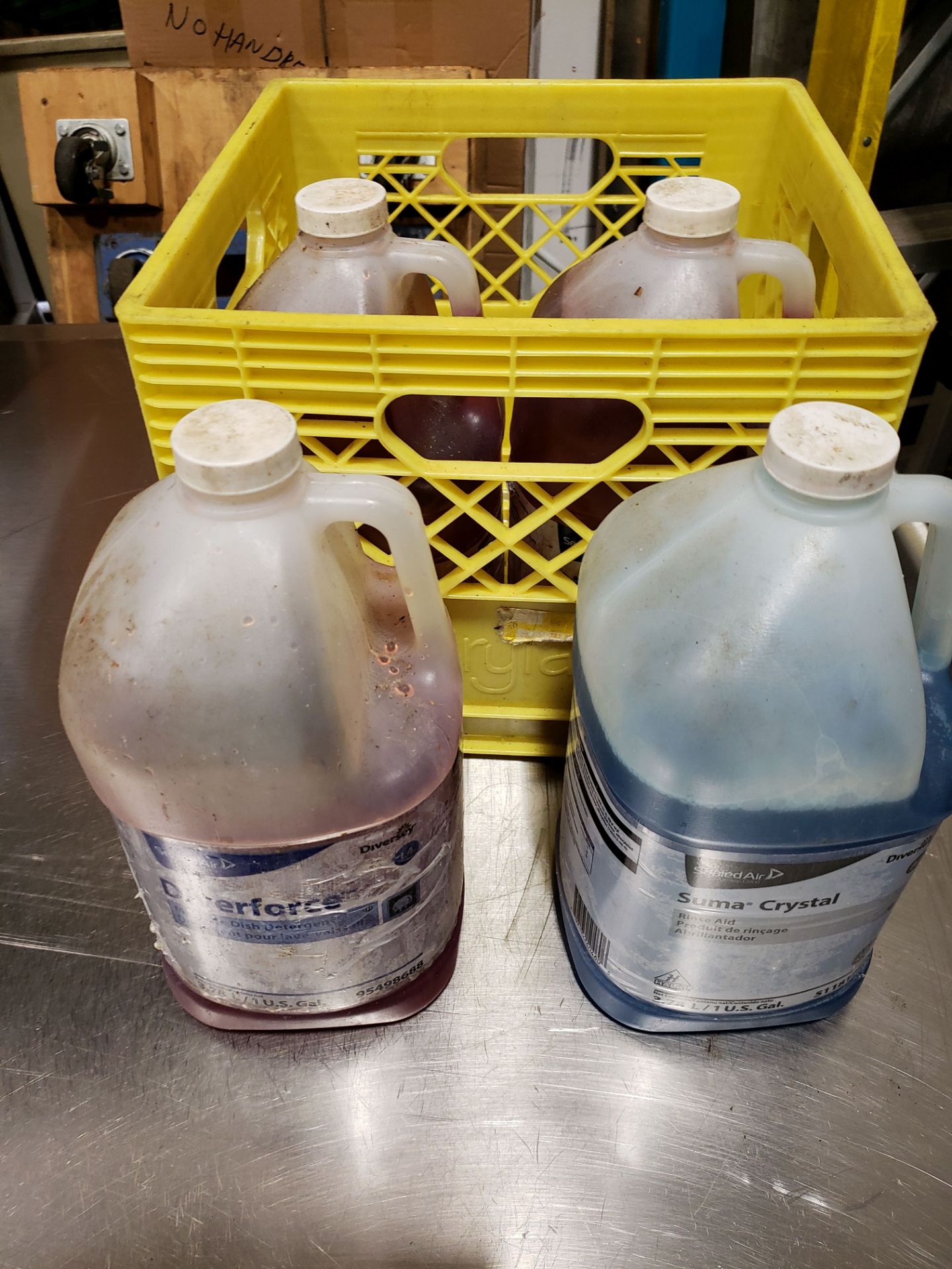 Diversey Machine Dish Detergent & Suma Rinse Aid - 4 Jugs