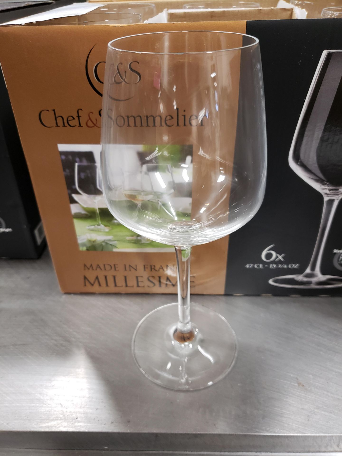 Chef & Sommelier 13.75 oz Wine Glasses - Lot of 24