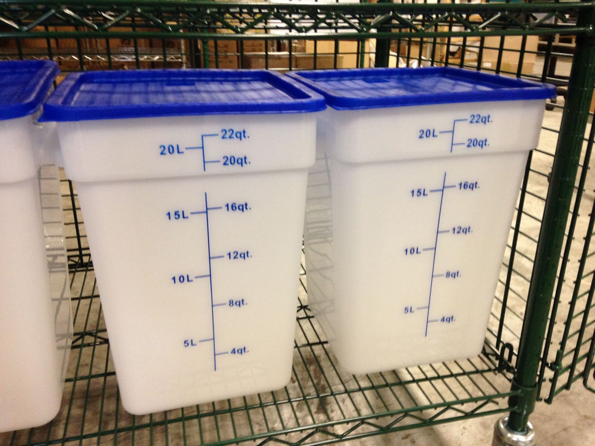 22qt Ingredient Bins with Lids - Lot of 2