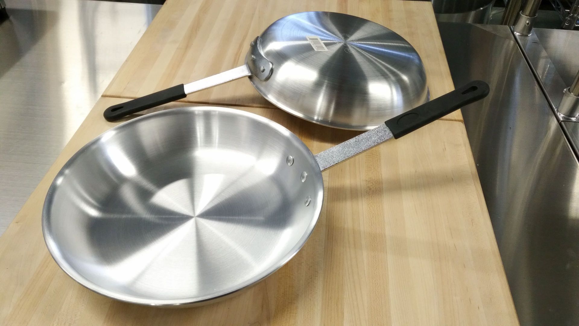 10" Aluminum Fry Pans, Johnson-Rose 63230 - Lot of 2 - Image 2 of 3