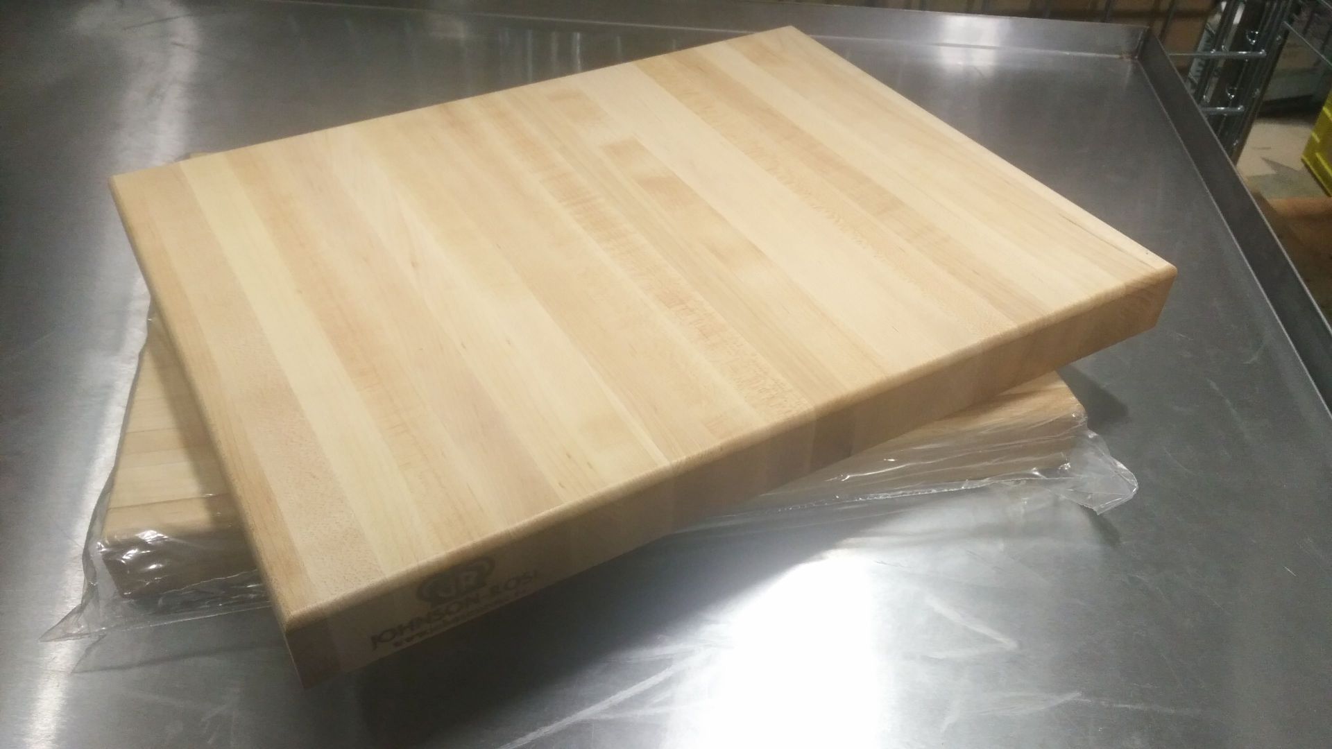 16" x 12" x 1.5" Hard Canadian Maple Solid Carving Board, Johnson Rose 71216 - Image 3 of 3