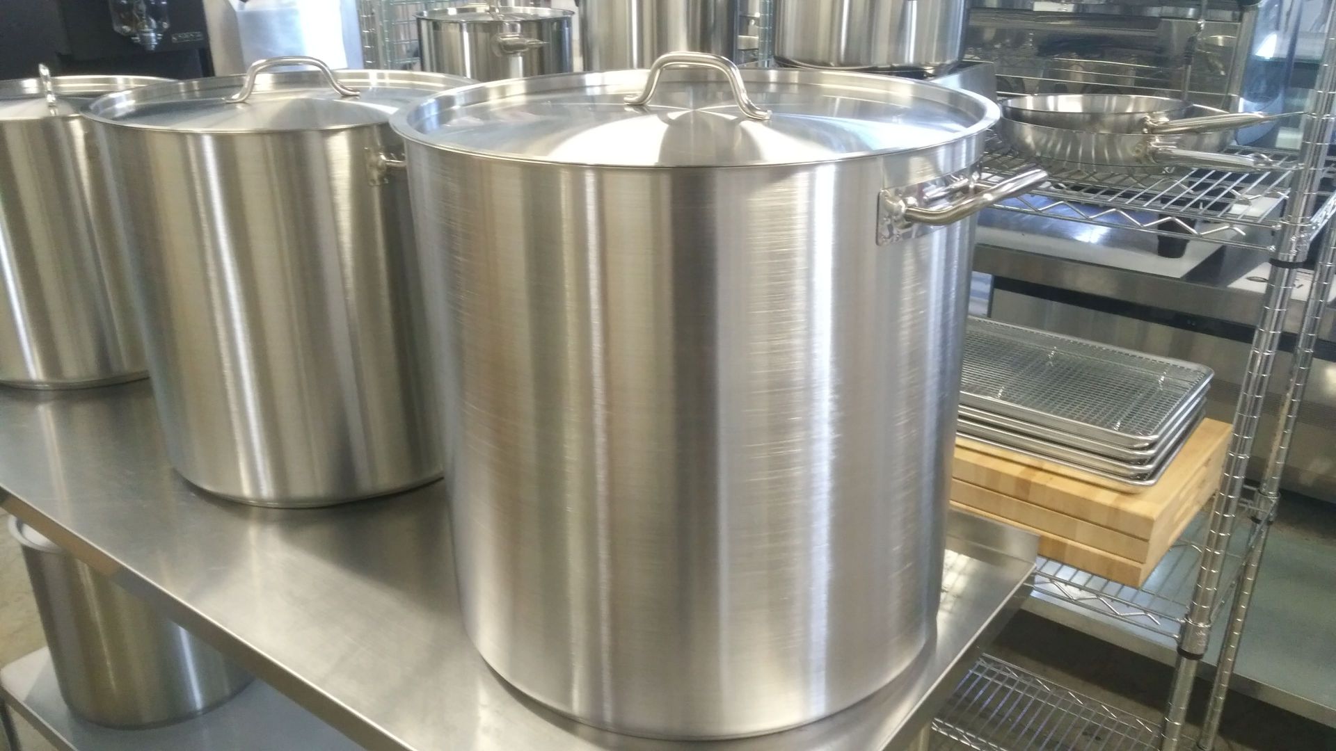 100qt Extra Heavy Duty Stainless Stock Pot Induction Capable - Image 3 of 3