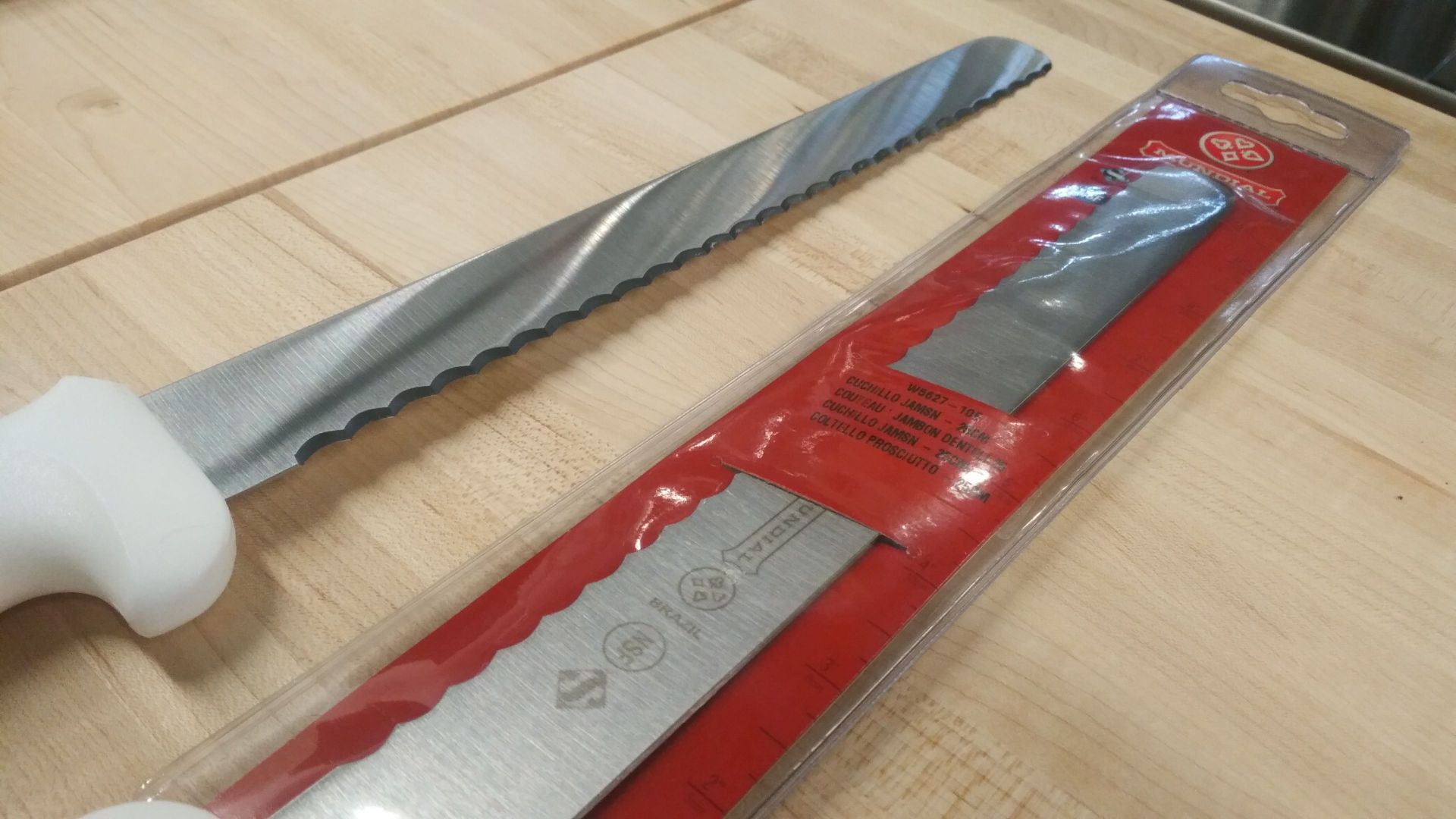 10" Slicing Knives, Mundial W5627-10 - Lot of 2