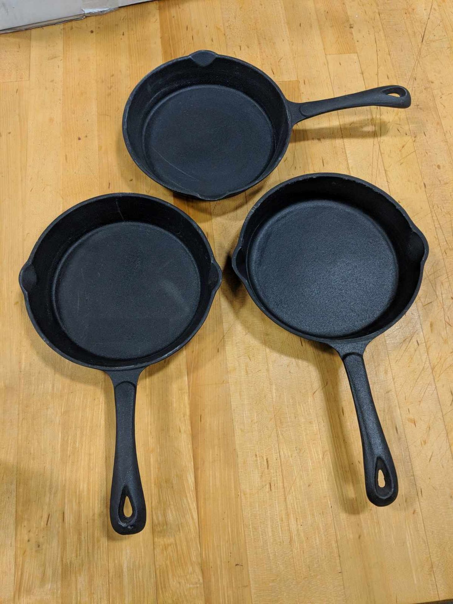 8" Cast Iron Skillets, Winco RSK-8 - Lot of 3