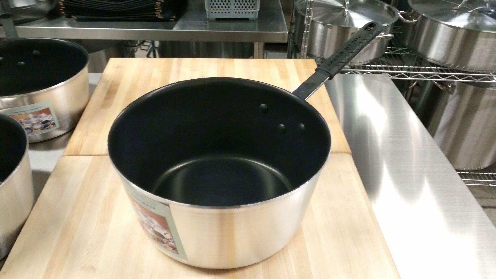 7qt Heavy Duty Coated Aluminum Sauce Pot