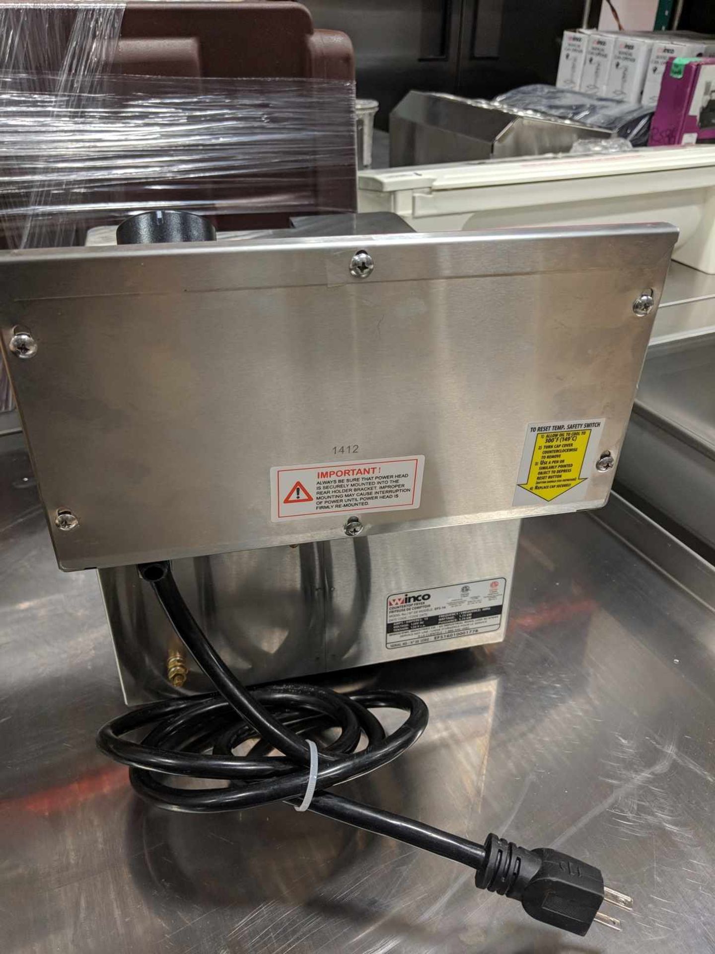 16lb Single Well Electric Countertop Fryer, 120V, Winco EFS16 , New, Location R7
