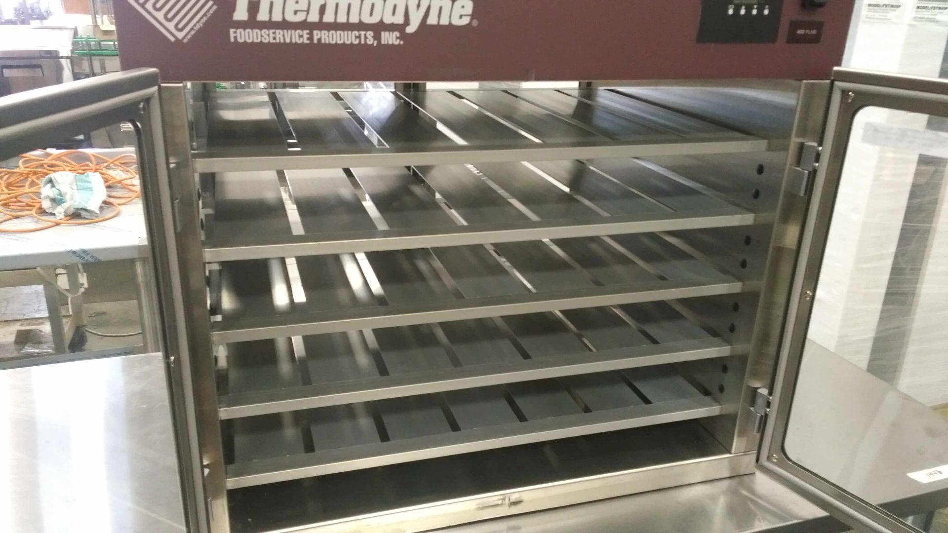 Thermodyne 700CT Countertop Slow Cook and Hold Oven - Image 2 of 9