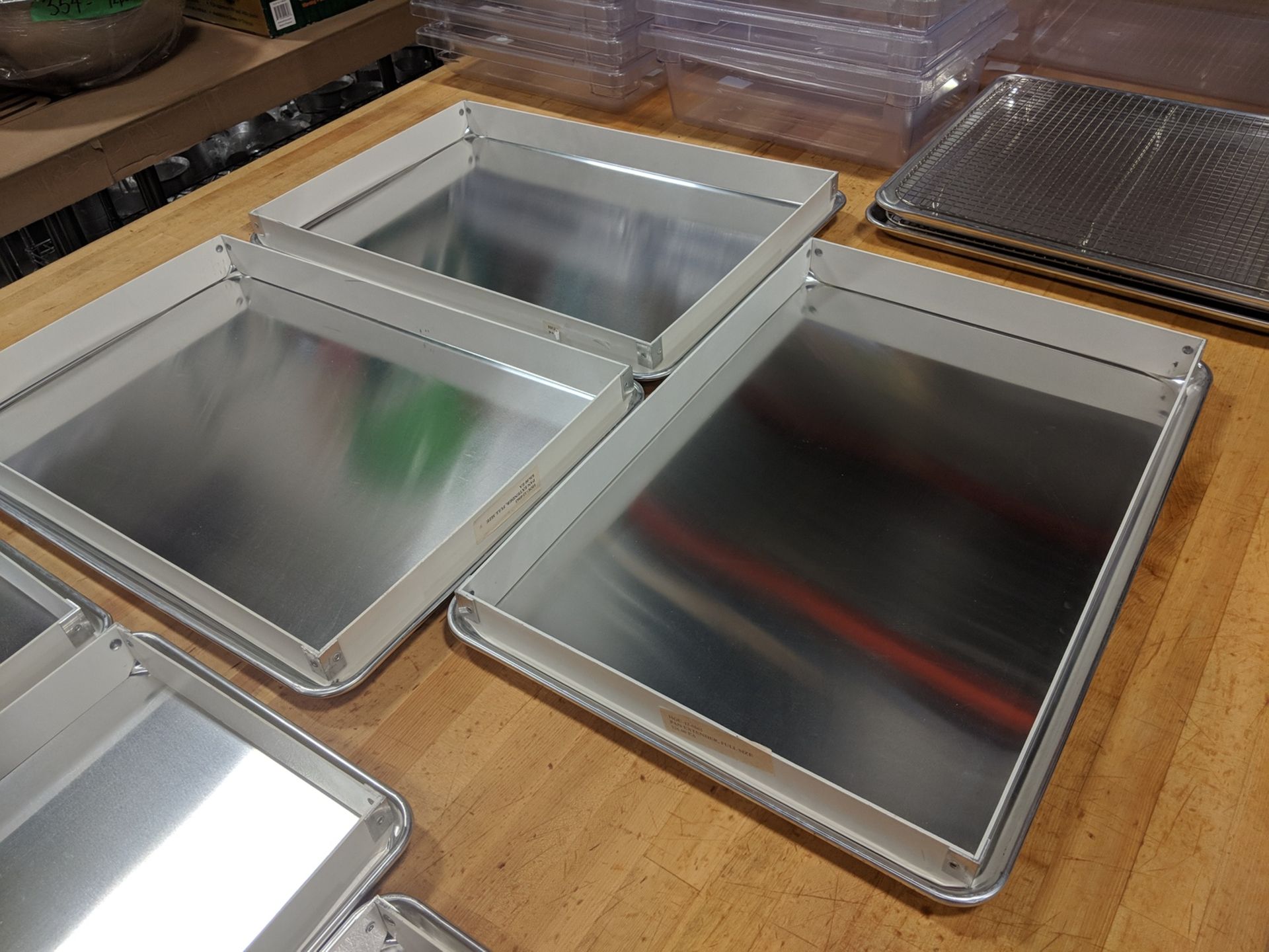 18" x 26" Bun Pans with Sheet Extenders - Lot of 3 (6 Pieces)