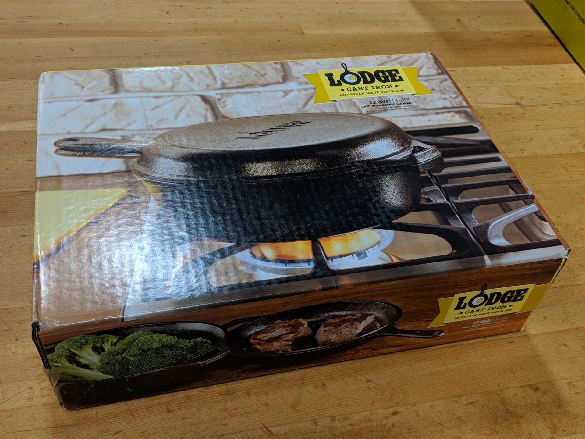 Lodge Logic 10.25" Pre-Seasoned Combo Cooker, Model LCC3 - Image 3 of 5