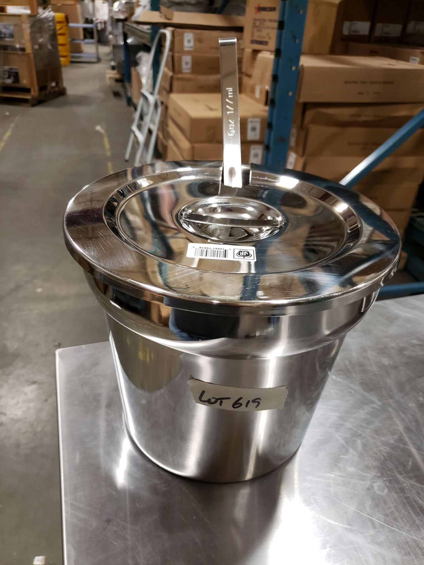 Stainless 7 QT Round Insert with Lid & 6oz Ladle