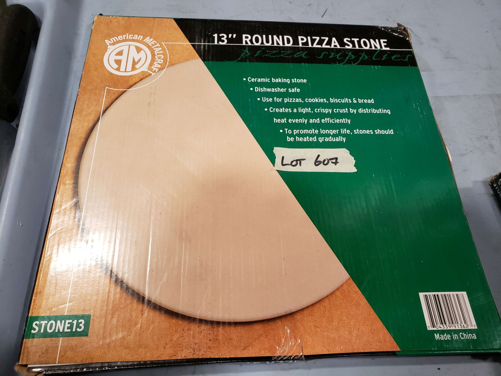 13" Round Pizza Stone - Lot of 1
