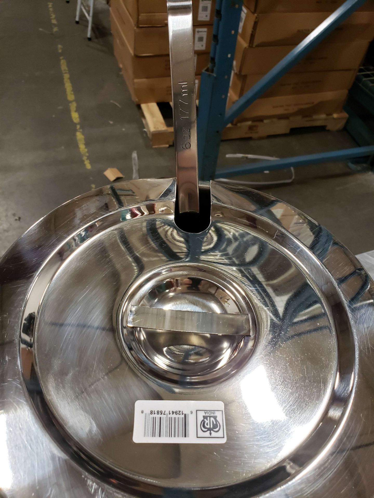 Stainless 7 QT Round Insert with Lid & 6oz Ladle - Image 2 of 3