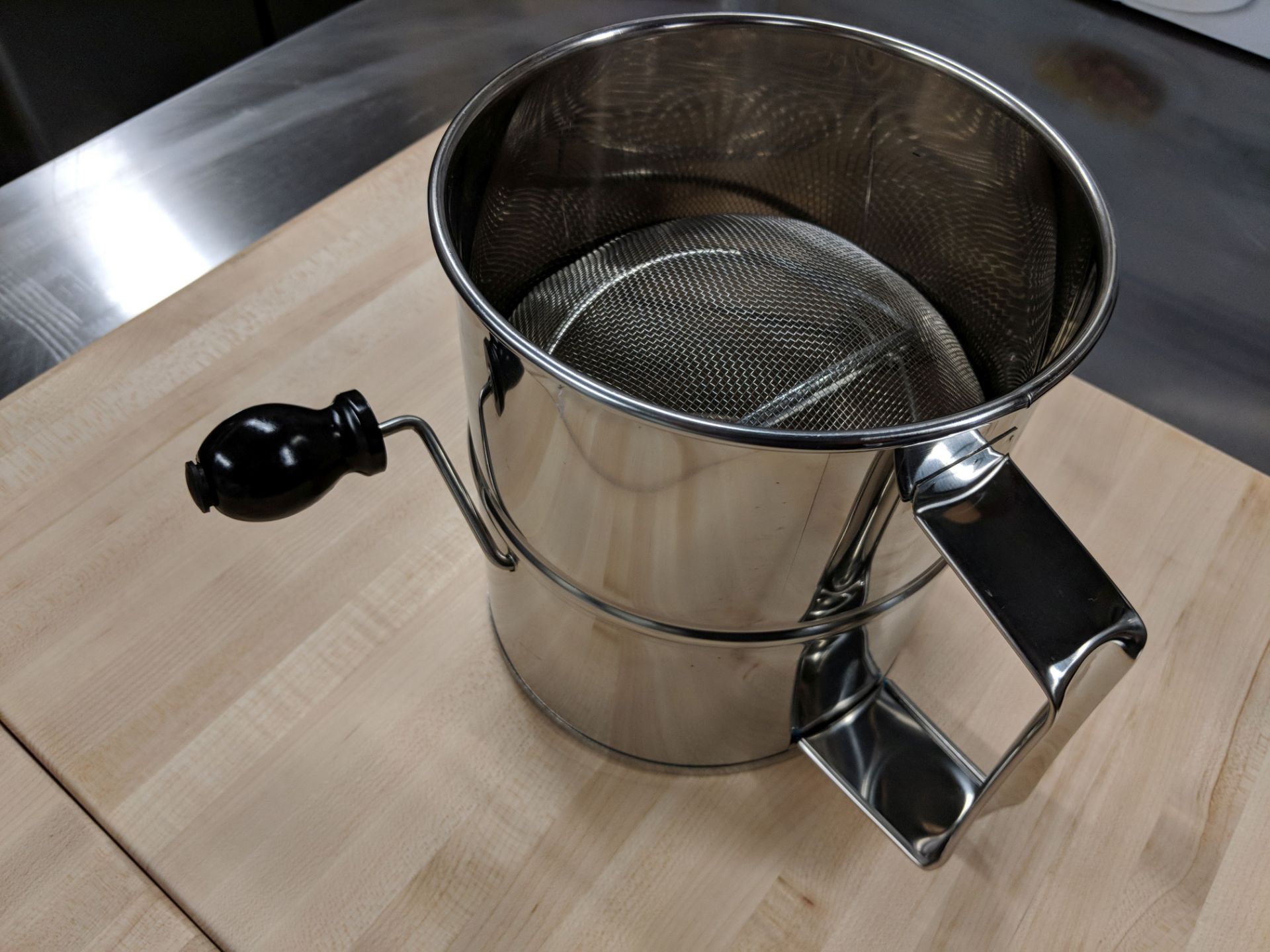 8 Cup Stainless Steel Rotary Sifter - Image 2 of 4