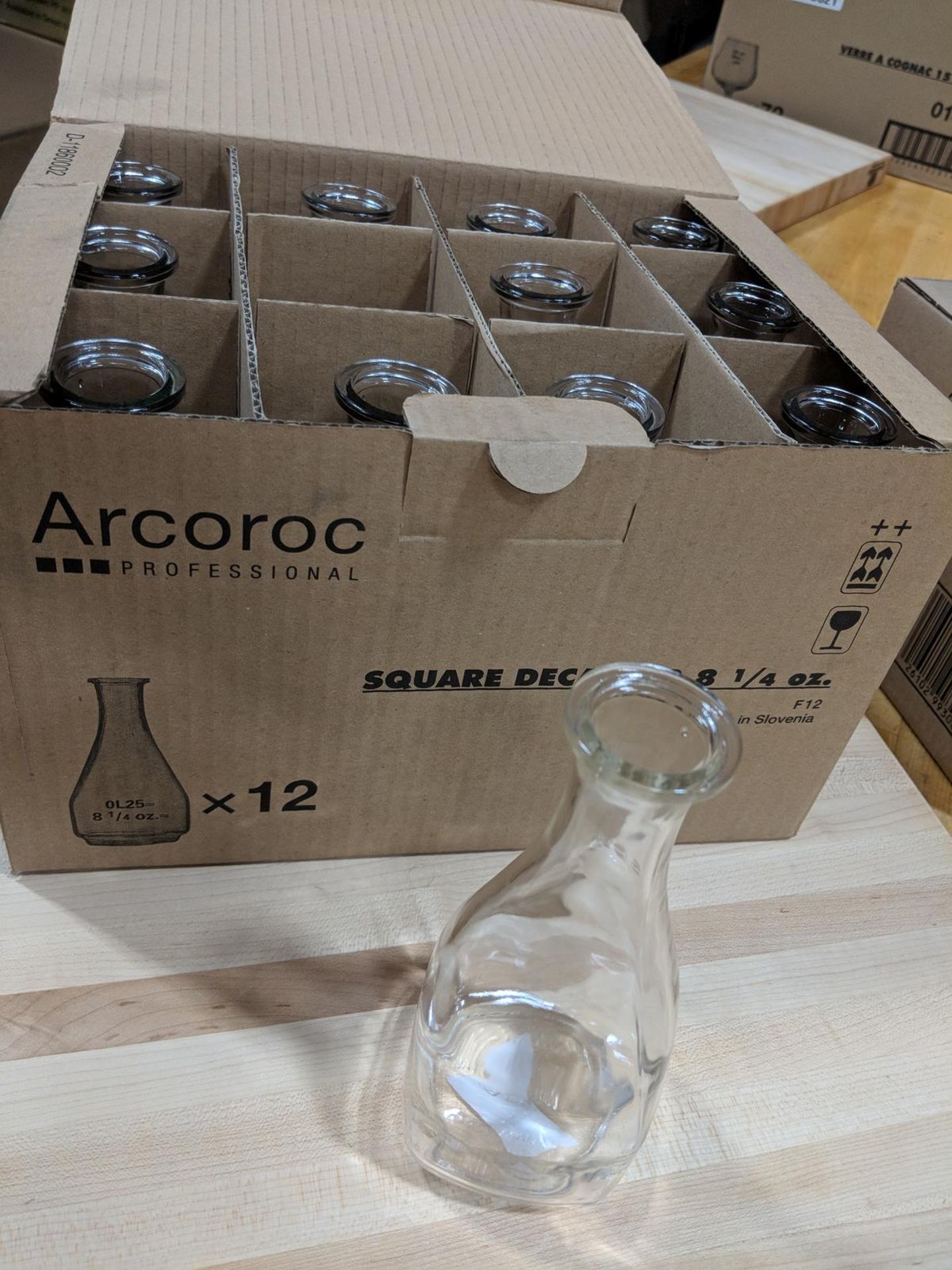 8.25oz/250ml Square Decanters - Lot of 12 (1 Case), Arcoroc 53674 - Image 2 of 2