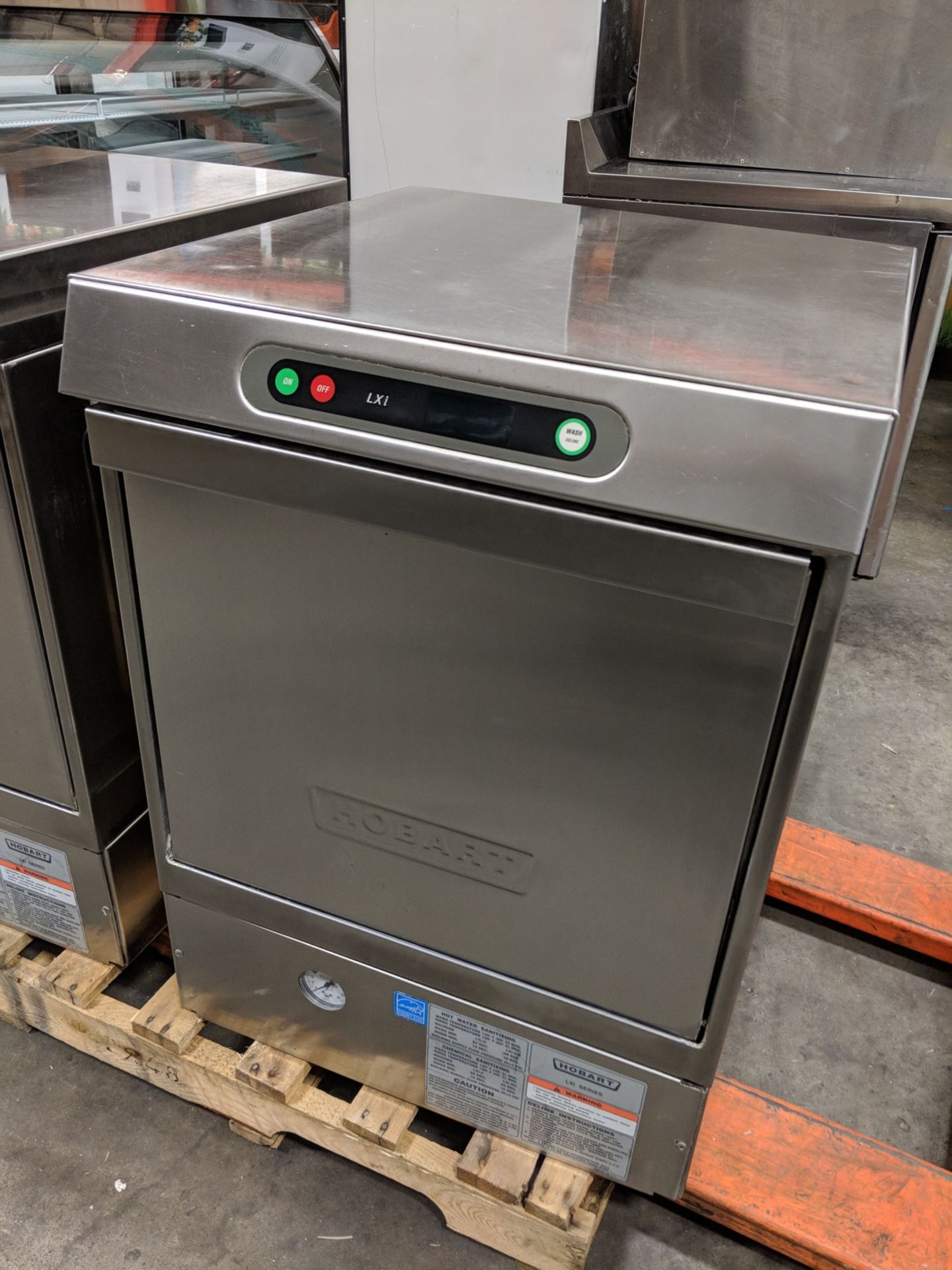 Hobart LXeH HighTemp Undercounter Dishwasher - Image 2 of 5