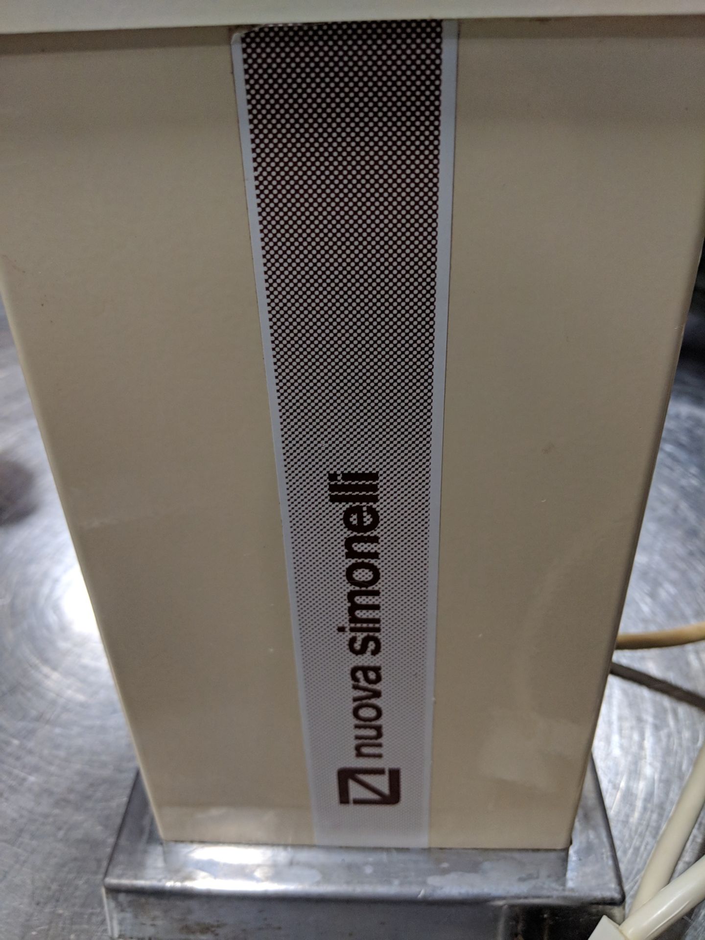 Nuova Simonelli Espresso Grinder - White - Image 4 of 4