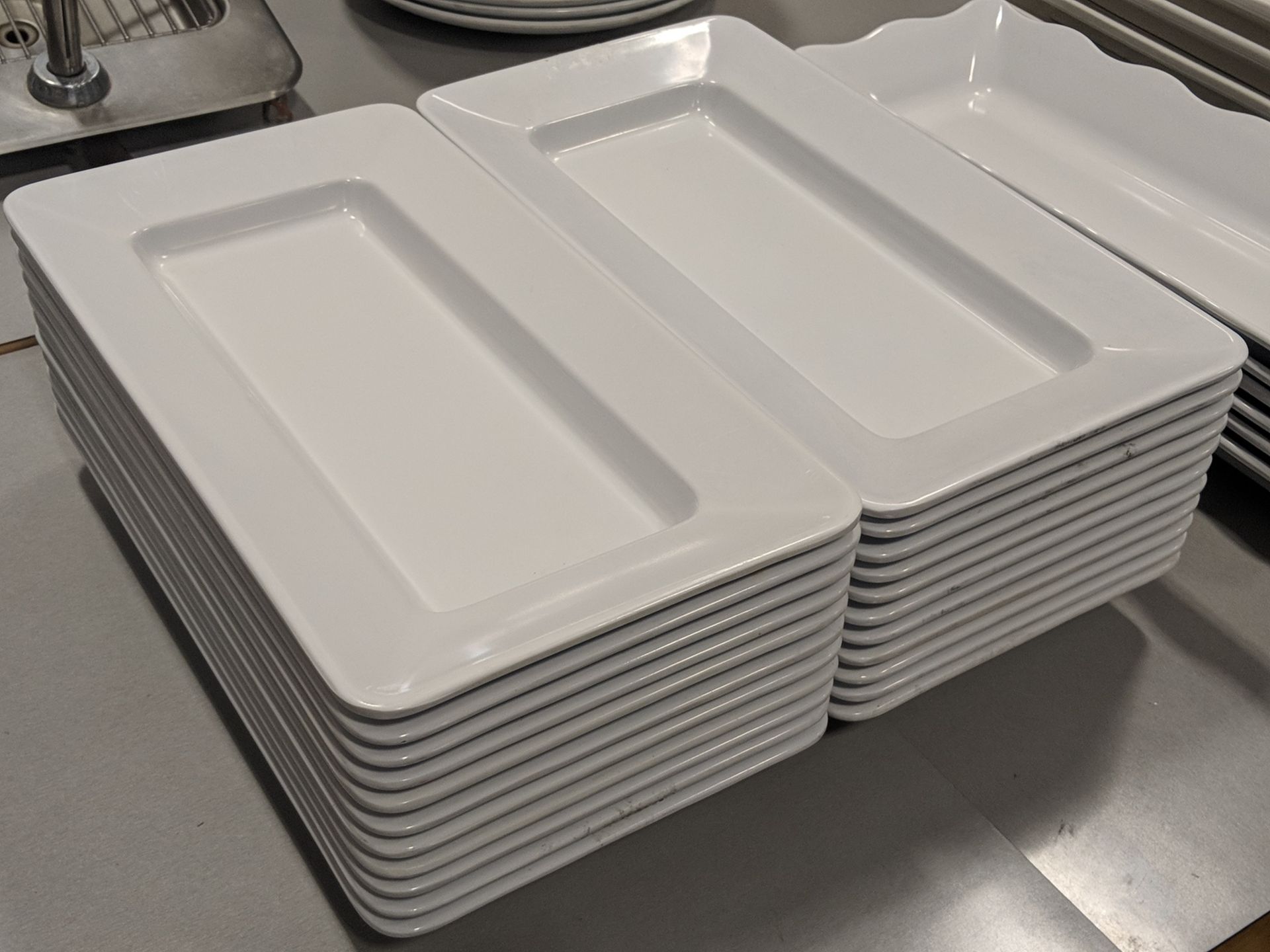 15" x 8" Melamine Platters - Lot of 22