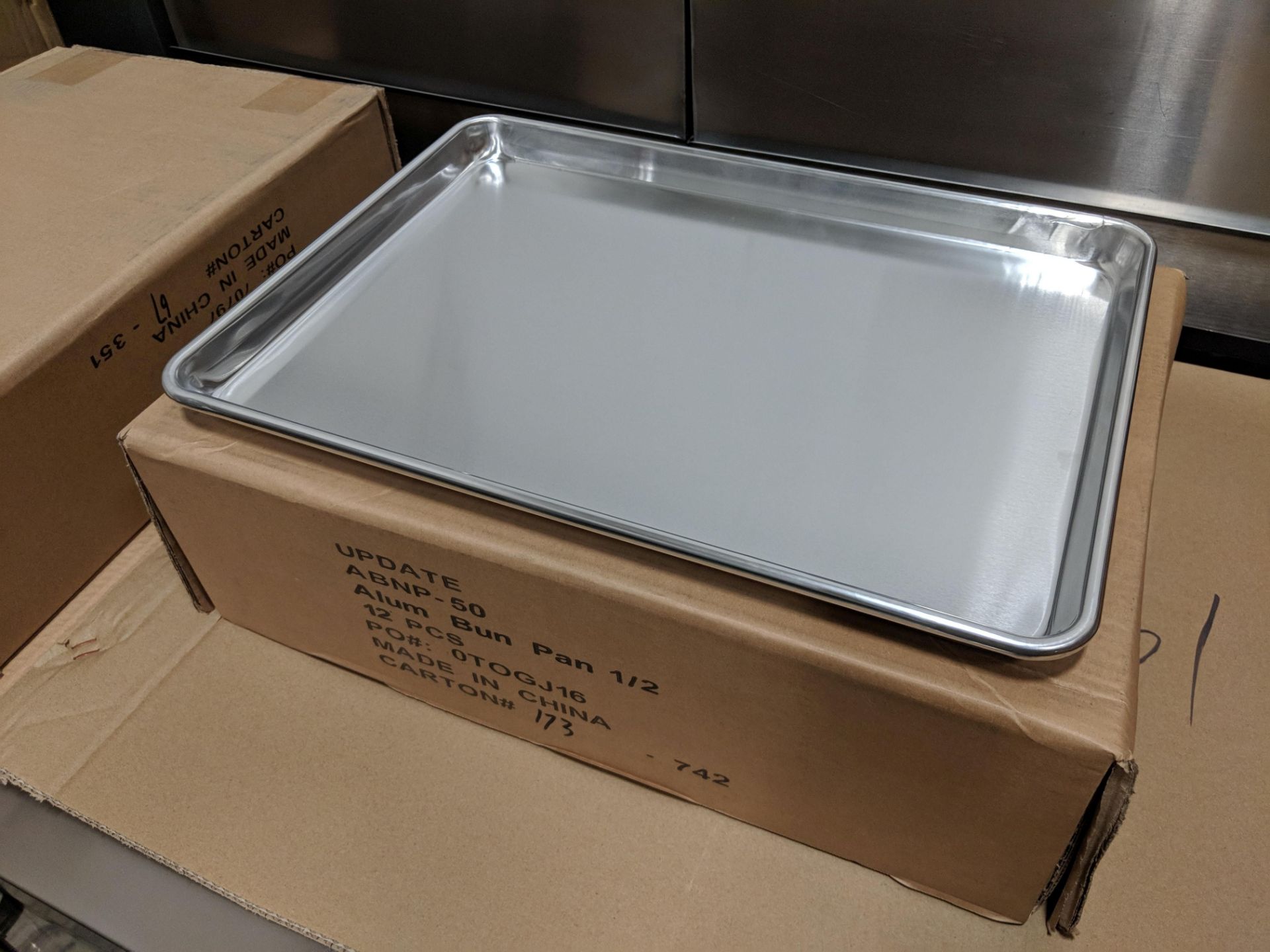 13" x 18" Half Size Size Aluminum Bun Pans - Case of 12