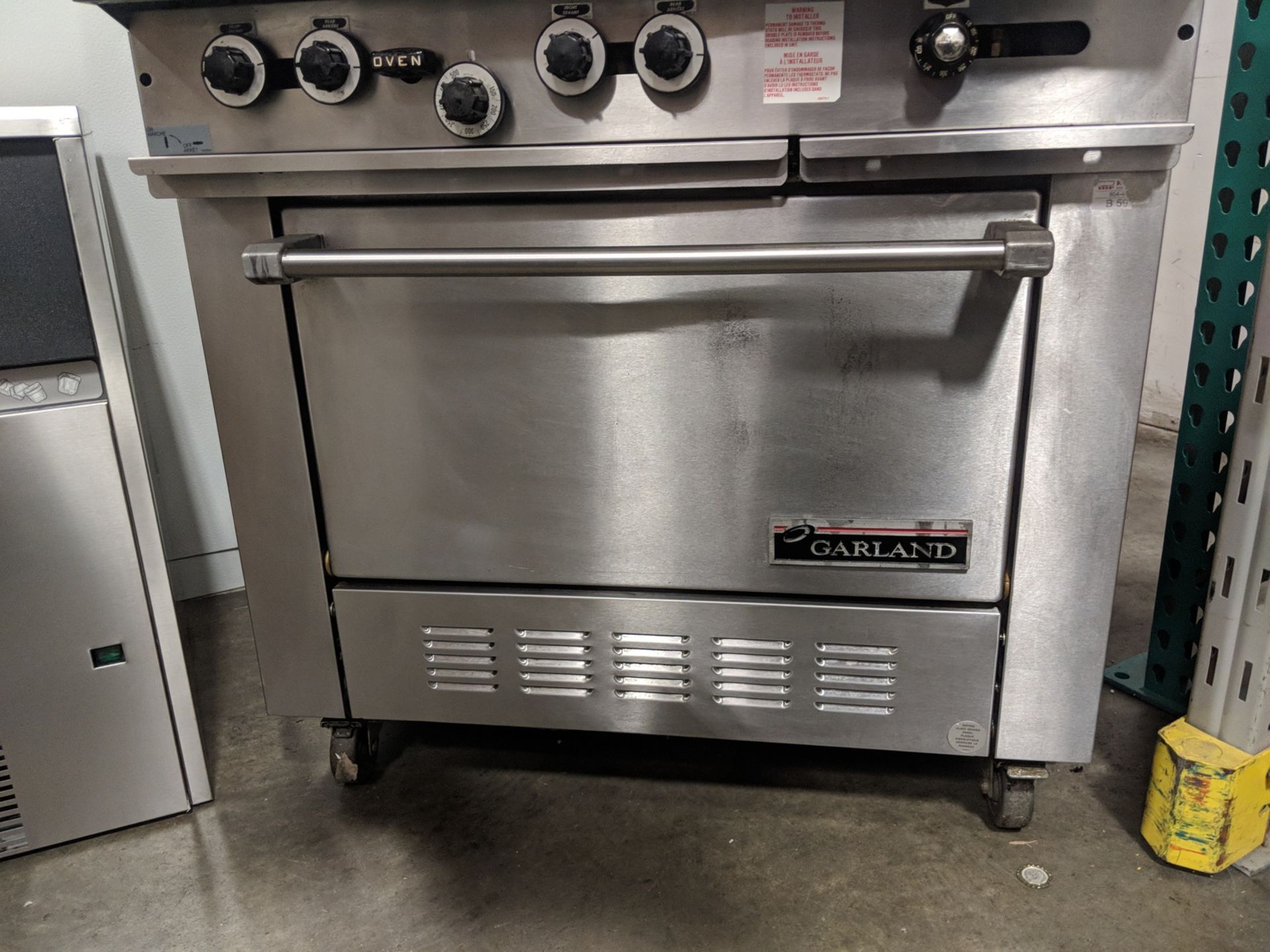 Garland 36" Natural Gas Combo Range - 12" Griddle, Four Burners - Image 5 of 6