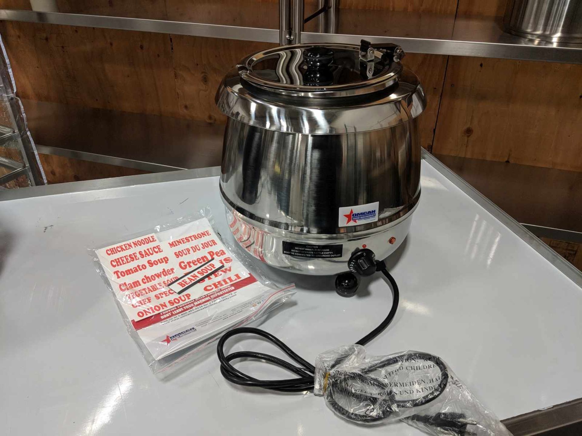 10L Stainless Steel Soup Kettle with Lid - Image 4 of 7