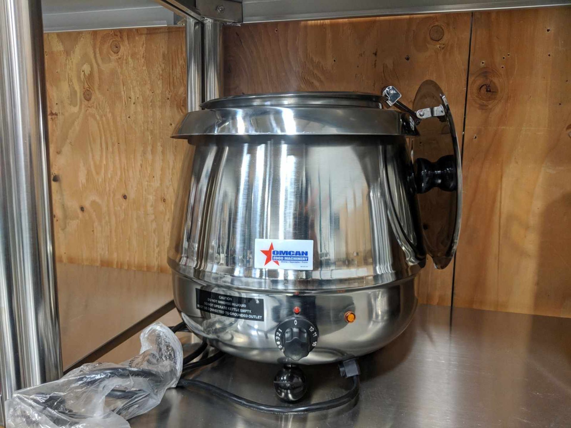 10L Stainless Steel Soup Kettle with Lid - Image 2 of 7