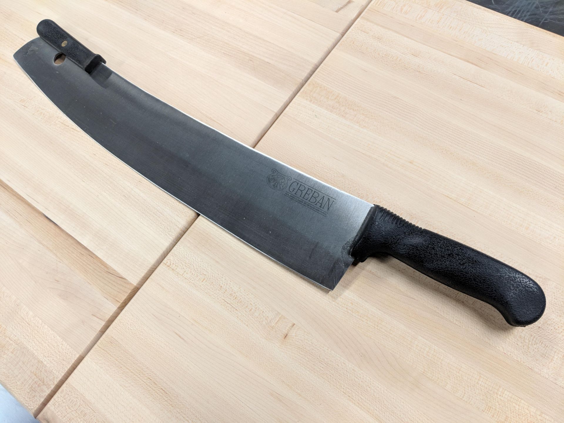 16" Pizza Knife w/Black Double Handle